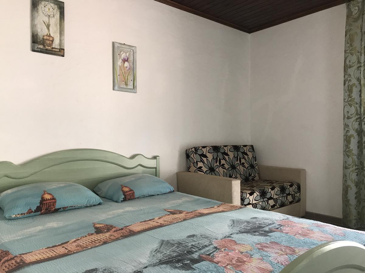 Akvitaniya Mini-Hotel Затока Екстериор снимка